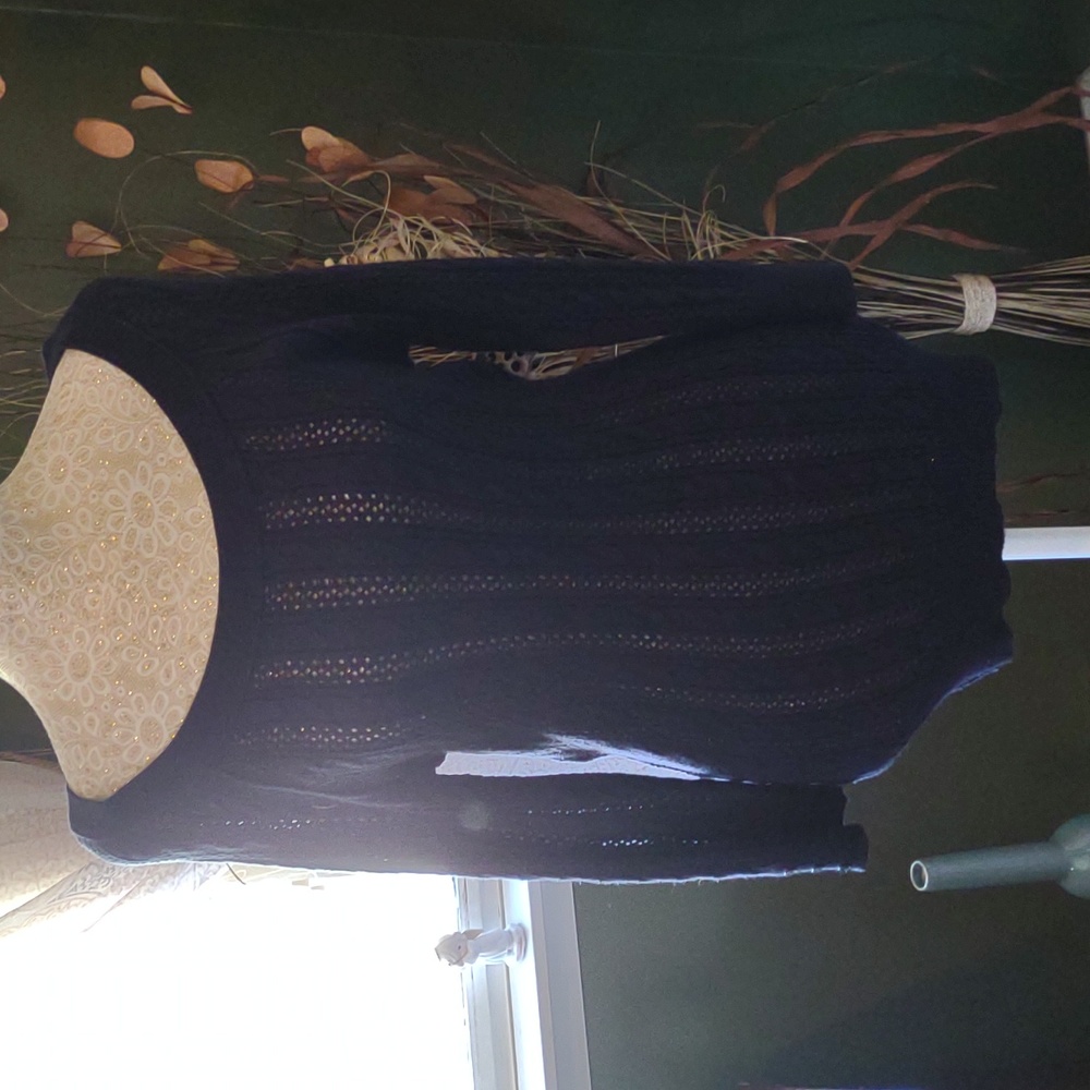 American Eagle cotton blend sweater. Size S/P.